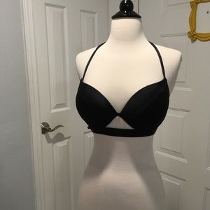NWOT Never worn Victoria’s Secret Bikini Top